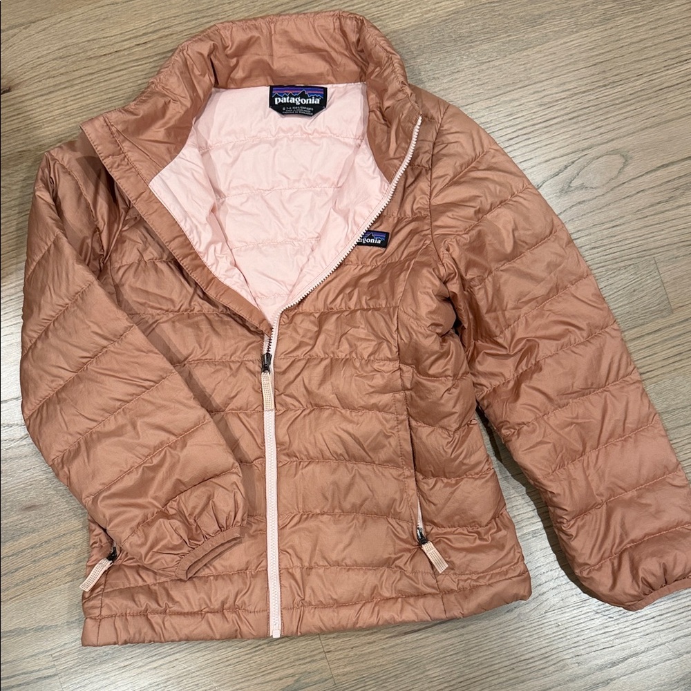Patagonia Tan Quilted Jacket, Girls Size 7/8 - Picture 3 of 4